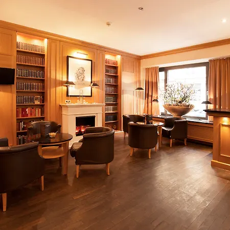 Townhouse Hotel