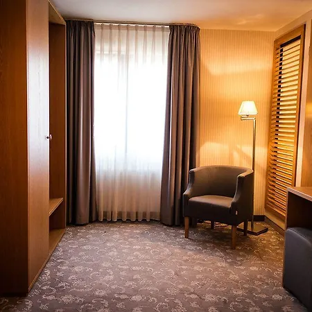 Hotel Townhouse 3*