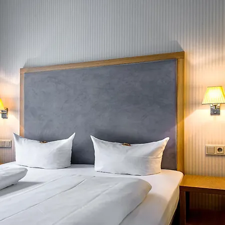 Townhouse 3*