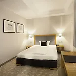 Townhouse 3* Frankfurt nad Menem