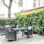 Townhouse Hotel