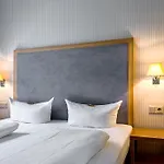 Townhouse 3*